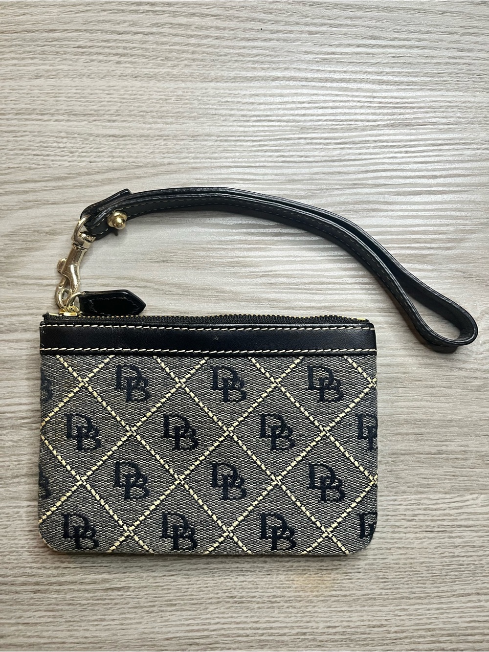 Dooney & Bourke Wristlet